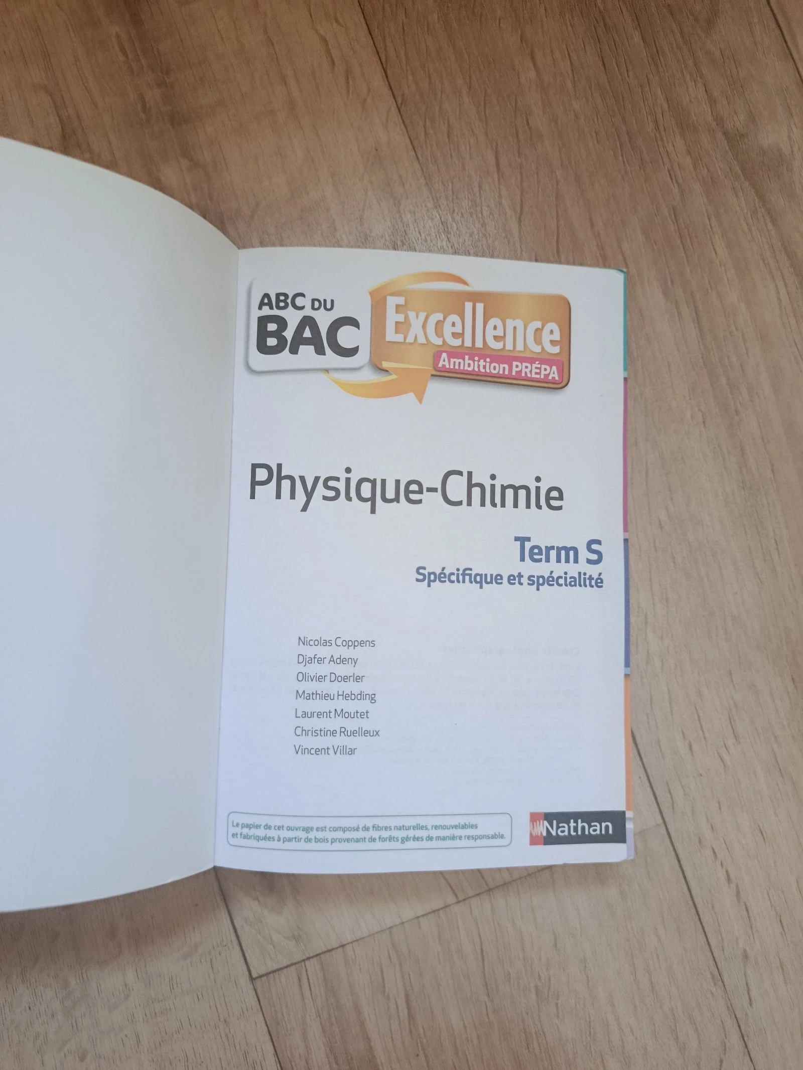 Livro de resumos do bac de Física e Química TerS – photo 2